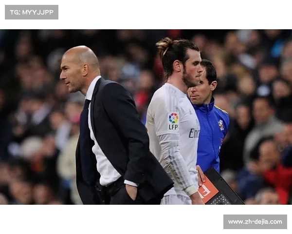 孔帕尼坚决抗议犯规行为 全力保护球员安全